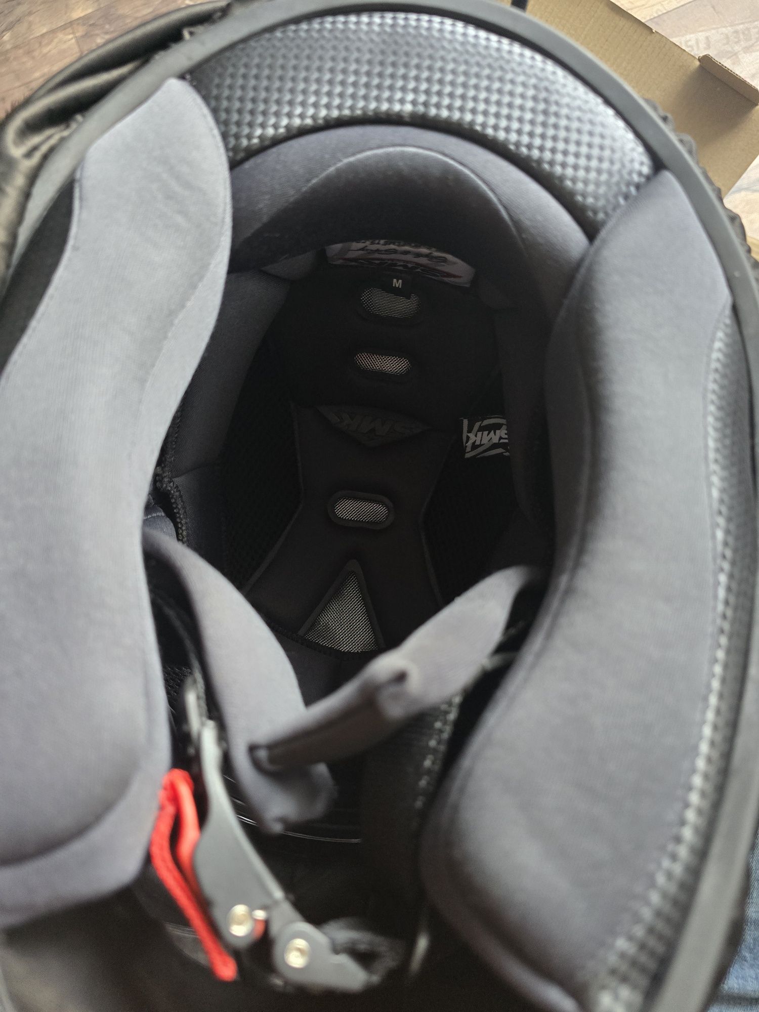 Kask motocyklowy rozmiar M integralny SMK Stellar motor