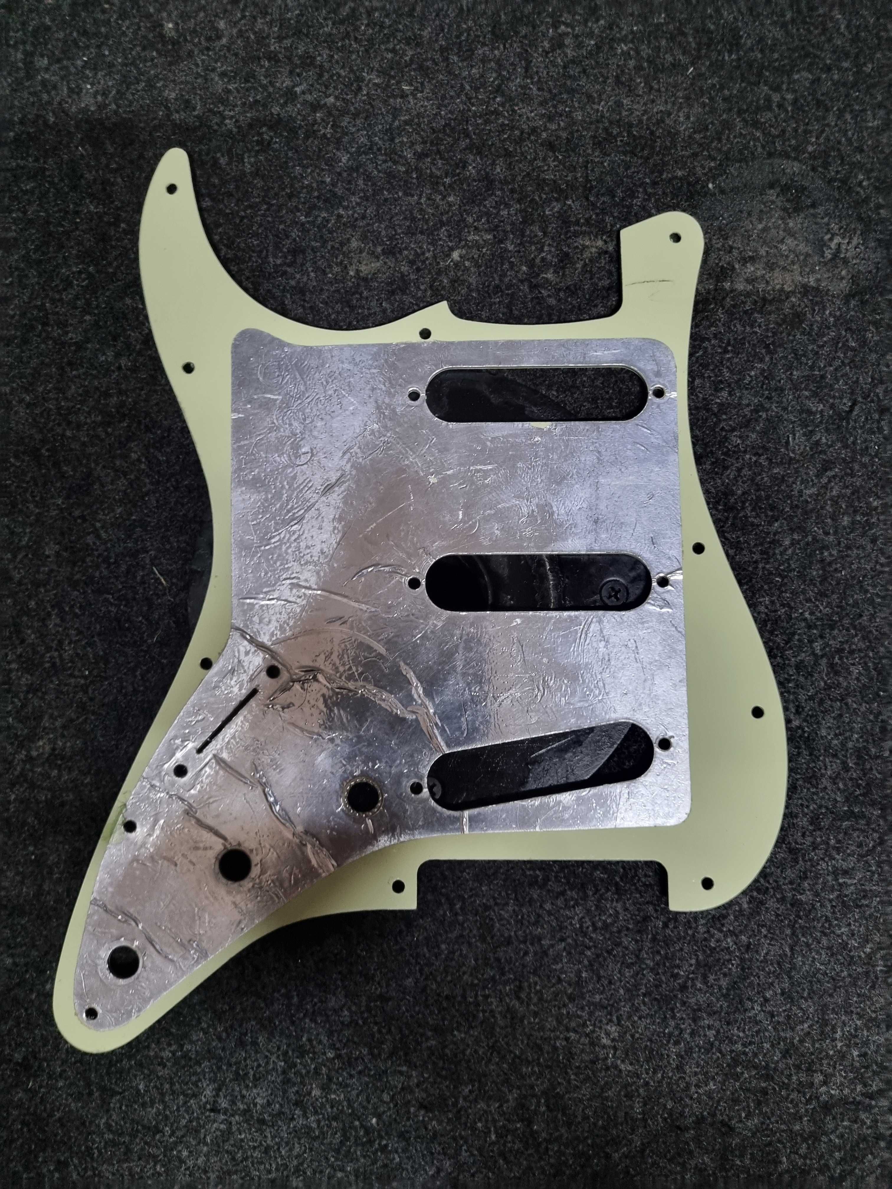 Pickguard stratocaster SSS