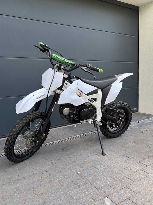 Motor Cross KXD 612 PRO