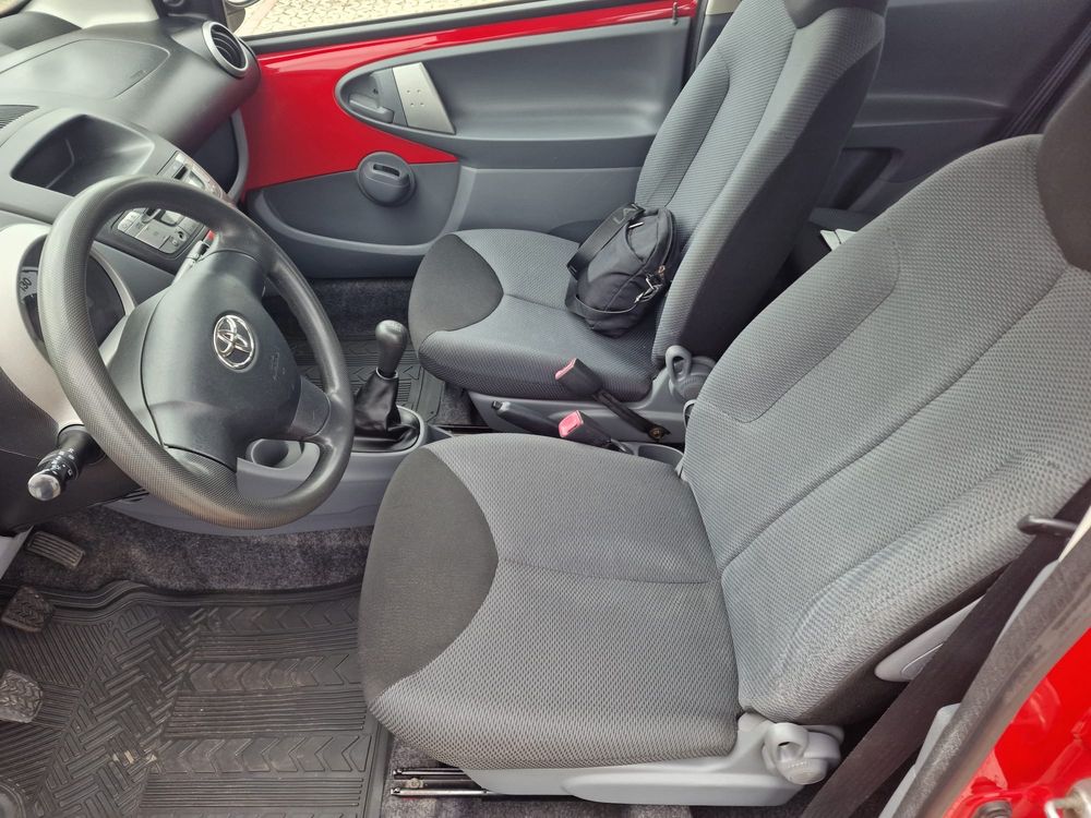 Toyota AYGO 1.0 2006 rok
