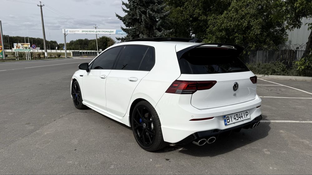 Volkswagen GOLF R