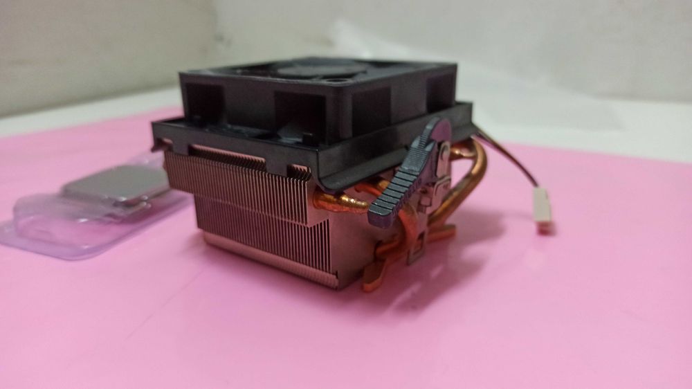 Procesor AMD Phenom II X4 955, razem z chłodzeniem