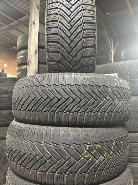 215/50/19-4 Michelin Alpin 6