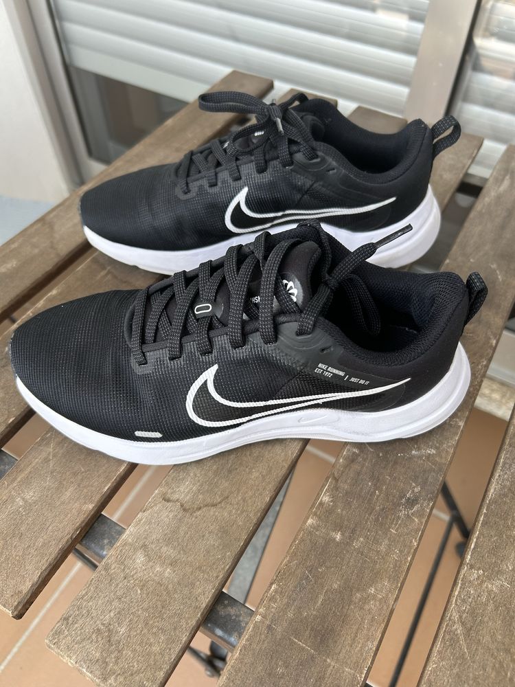 Sapatilhas Nike pretas