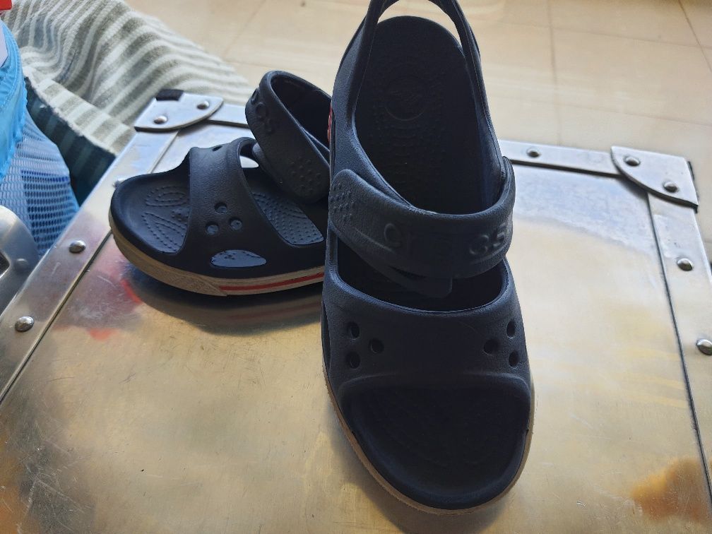 Sandália Bayaband Crocs. rapaz