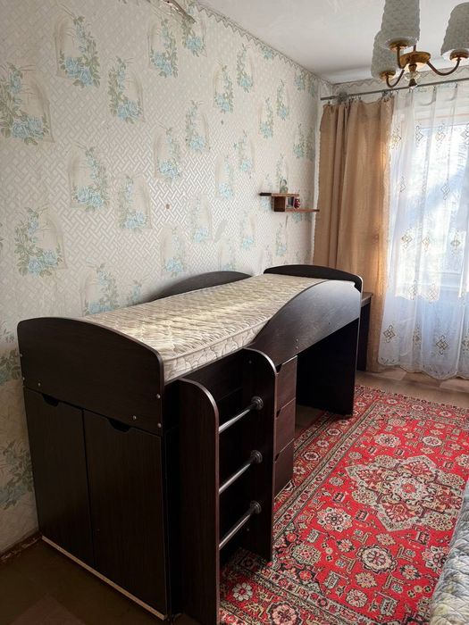 Ліжко односпальне