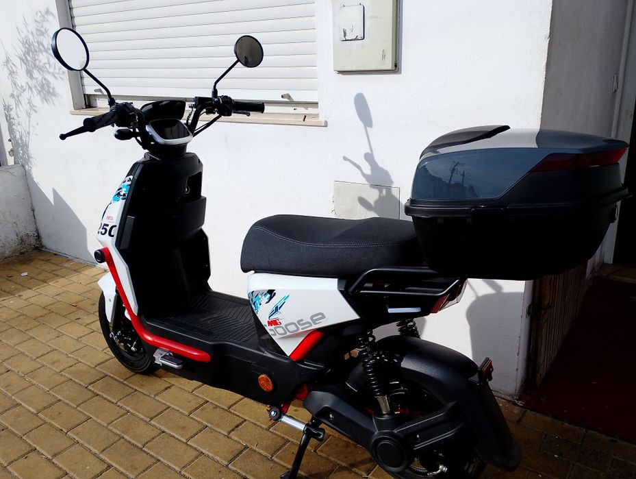 Mota elétrica 2 meses de uso NÃO PRECISA CARTA