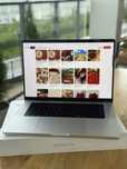 Macbook Pro 16 M1 16GB 512GB Srebrny