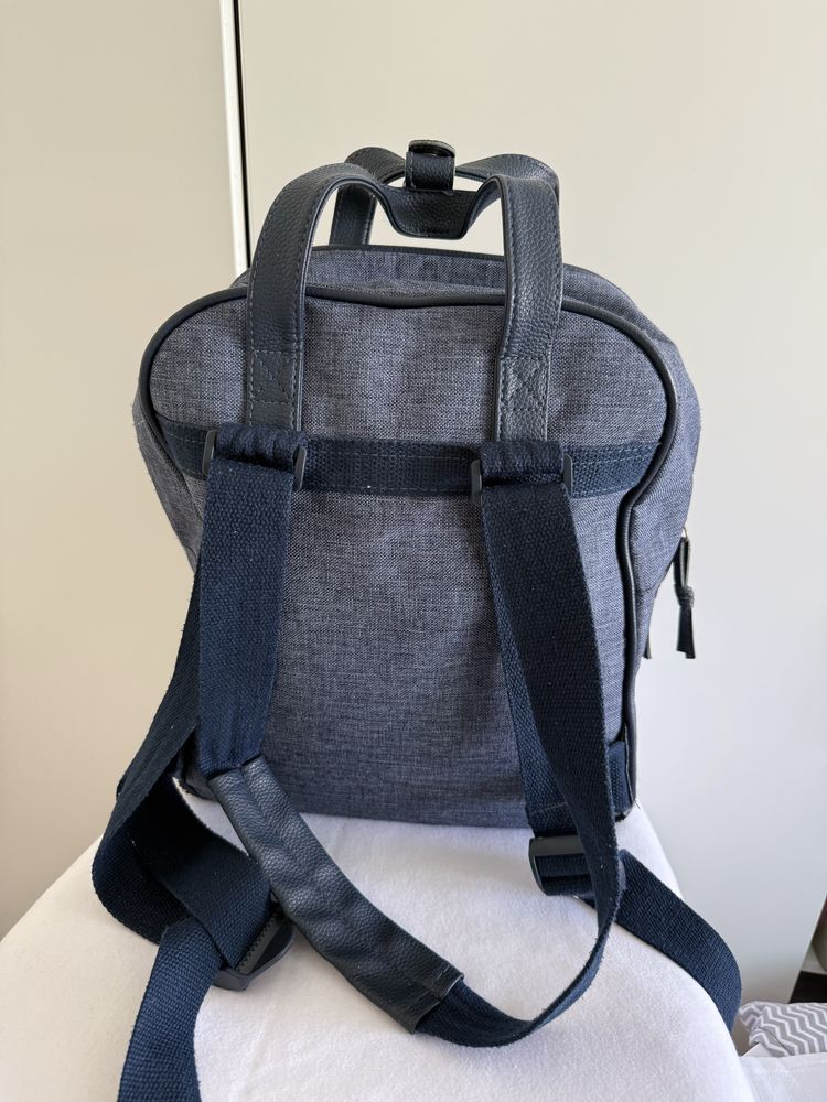 Mochila materninade em ganga