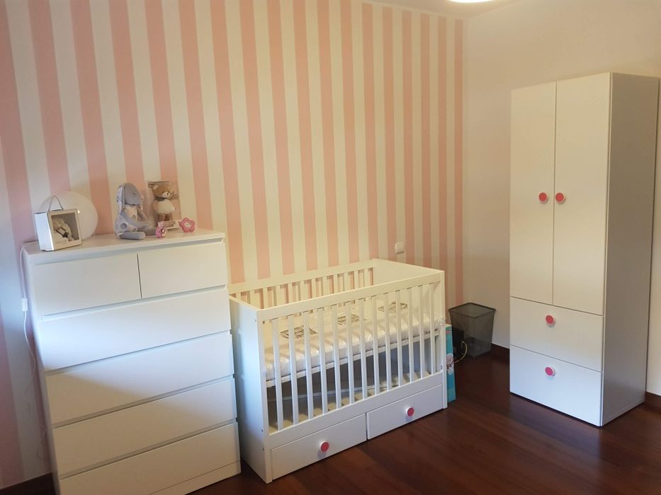 Berço IKEA 60x120 cm – com gavetas de arrumação