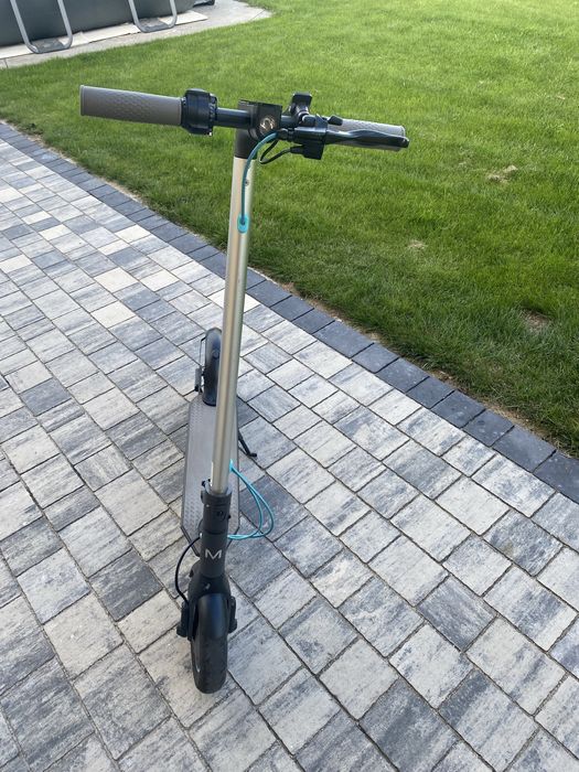 Motus scooty 10 Lite