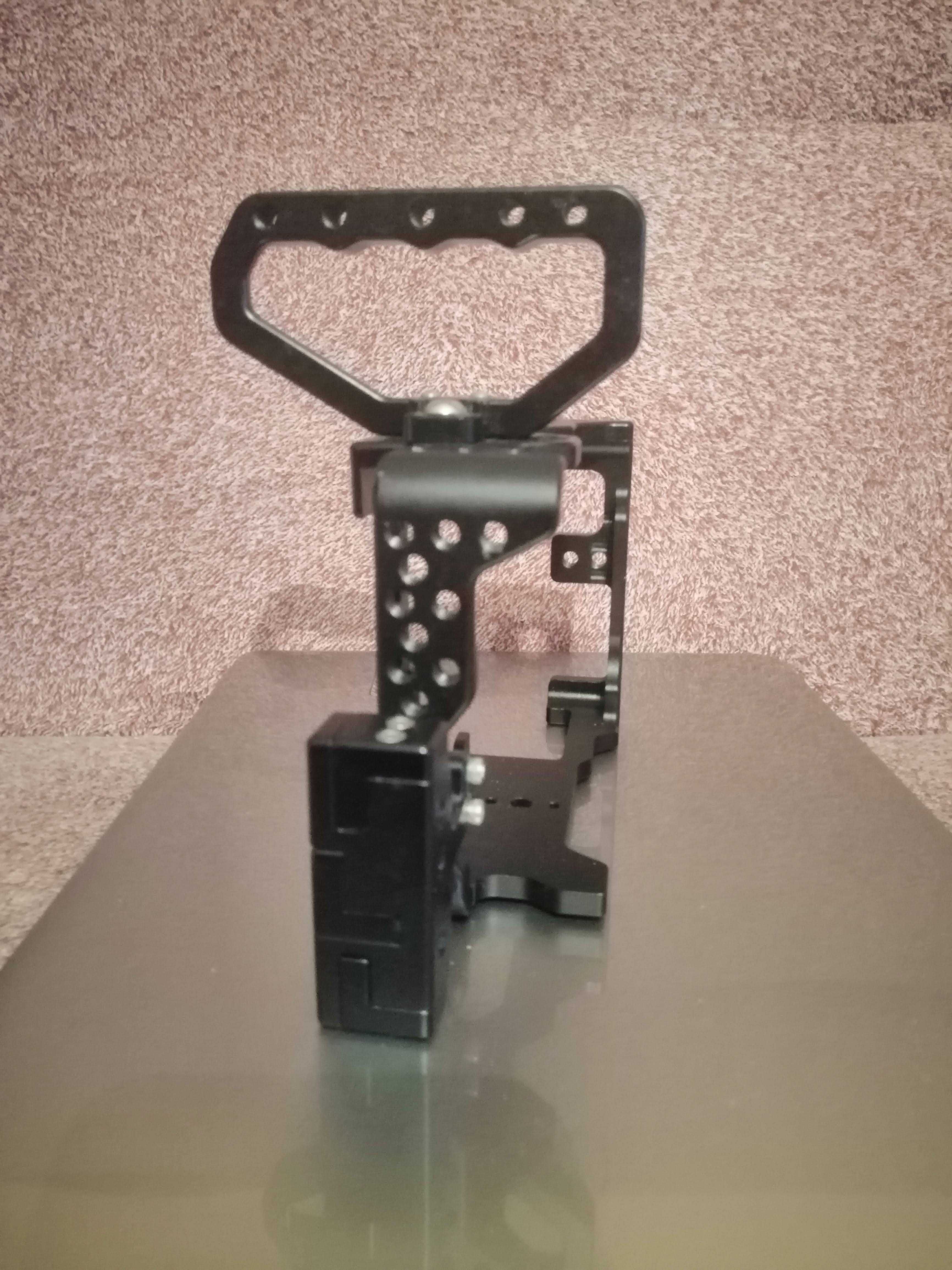 Camera Cage como nova