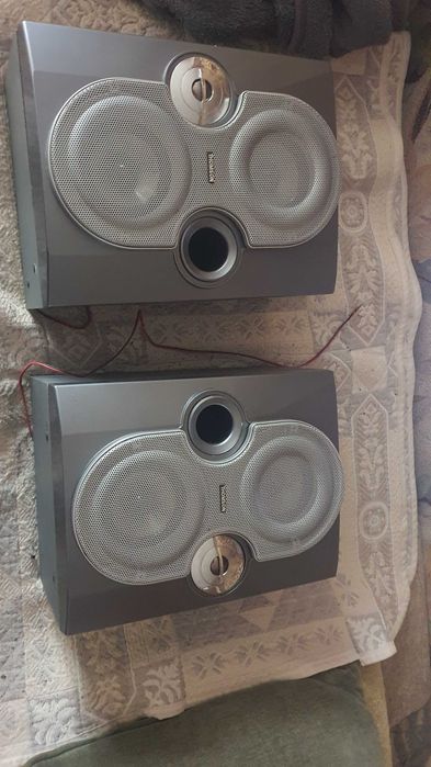 Колонки от муз.центра Thomson MS-2070 на 6Ом, 150Вт в отл.сост.