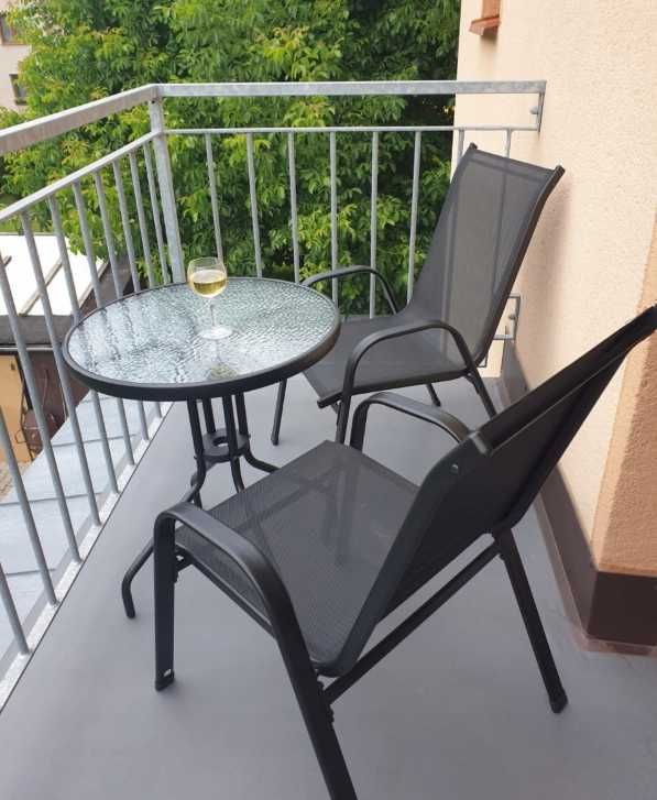 NOWY Zestaw Mebli Ogrodowych Okrągły Stolik i 2 krzesła Taras Balkon