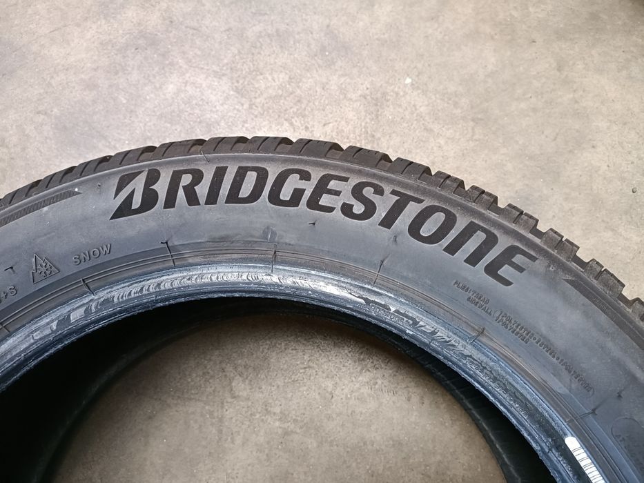 Opona zimowa Bridgestone Blizzak LM005 205/55R17 95V