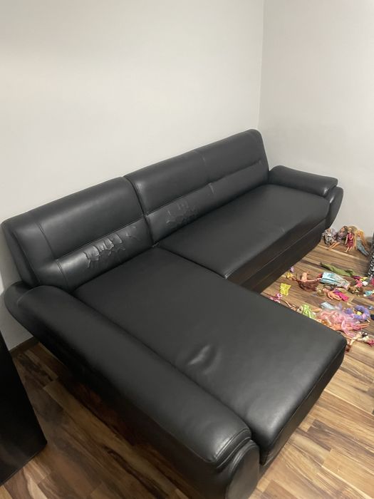 Sofa/narożnik ekoskóra z funkcja spania kolor czarny -sprzedam