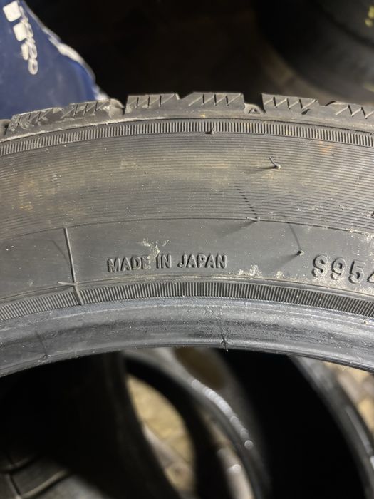 Шини зимові Toyo R20 295/40 2шт.(ціна за скат)2017рік