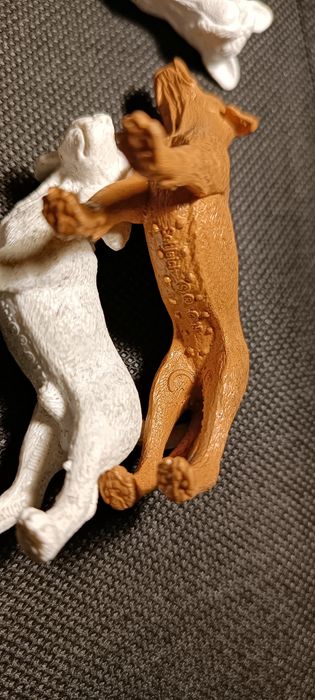 7 Figuras de raças de cão da marca alemã Schleich