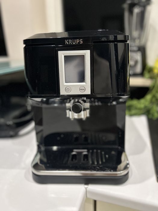 Ekspres KRUPS EA850B