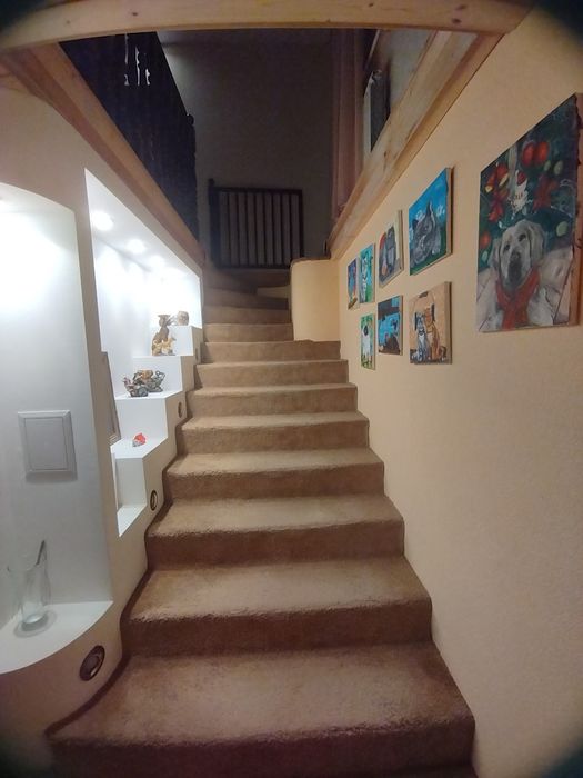 Продам дачу поруч з містом.