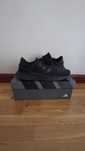 adidas lite racer 2.0 black 
size 42 
estado: muito bom ( deixaram me