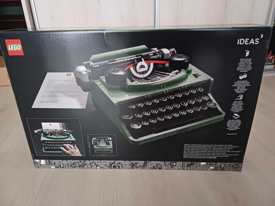 21327  LEGO maszyna do pisania