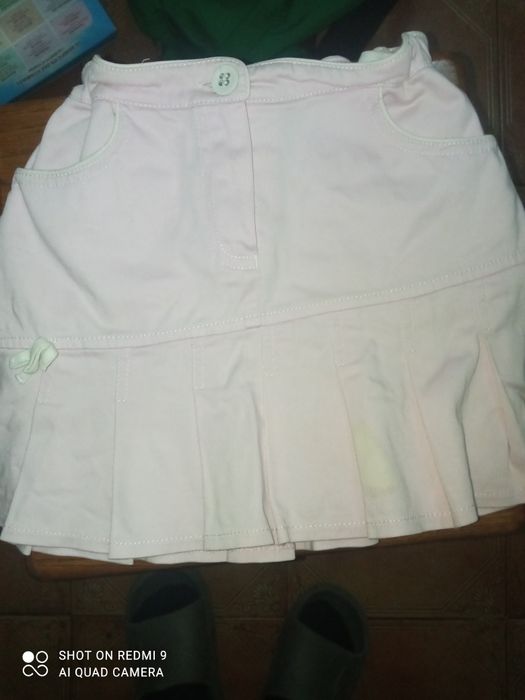 Vendo duas peças de roupa para pequenas