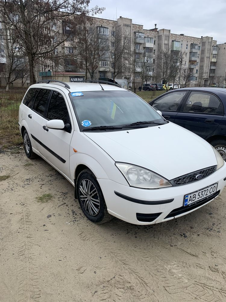 Ford Focus 2003p.