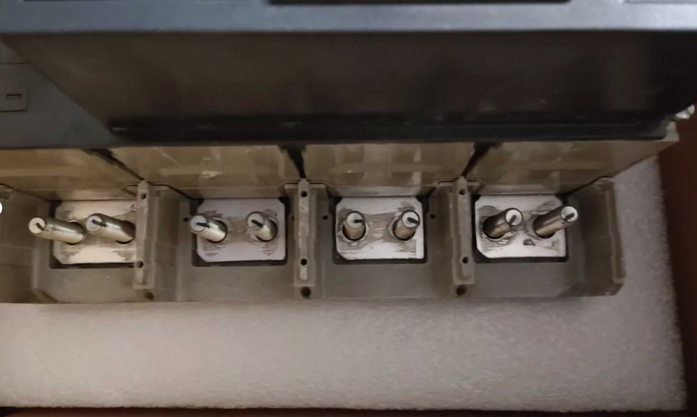 Interruptor motorizado 4x800A Schneider