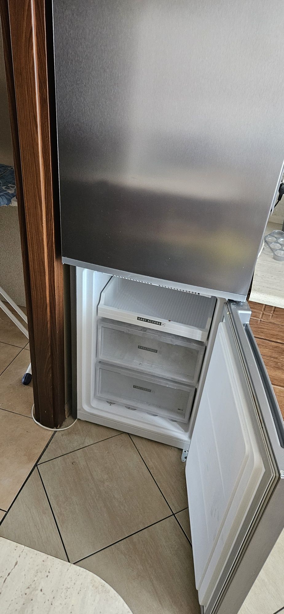 Lodówka whirlpool