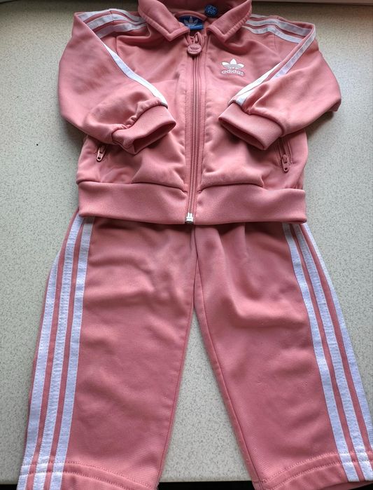 дитячий костюм adidas ,оригінал