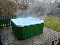 CAŁOROCZNE nowe jacuzzi 5os podgrzewacz masaż powietrzny