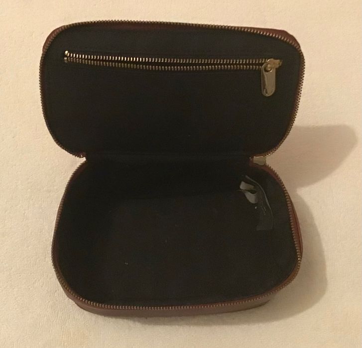 Necessaire marca Marc Jacobs