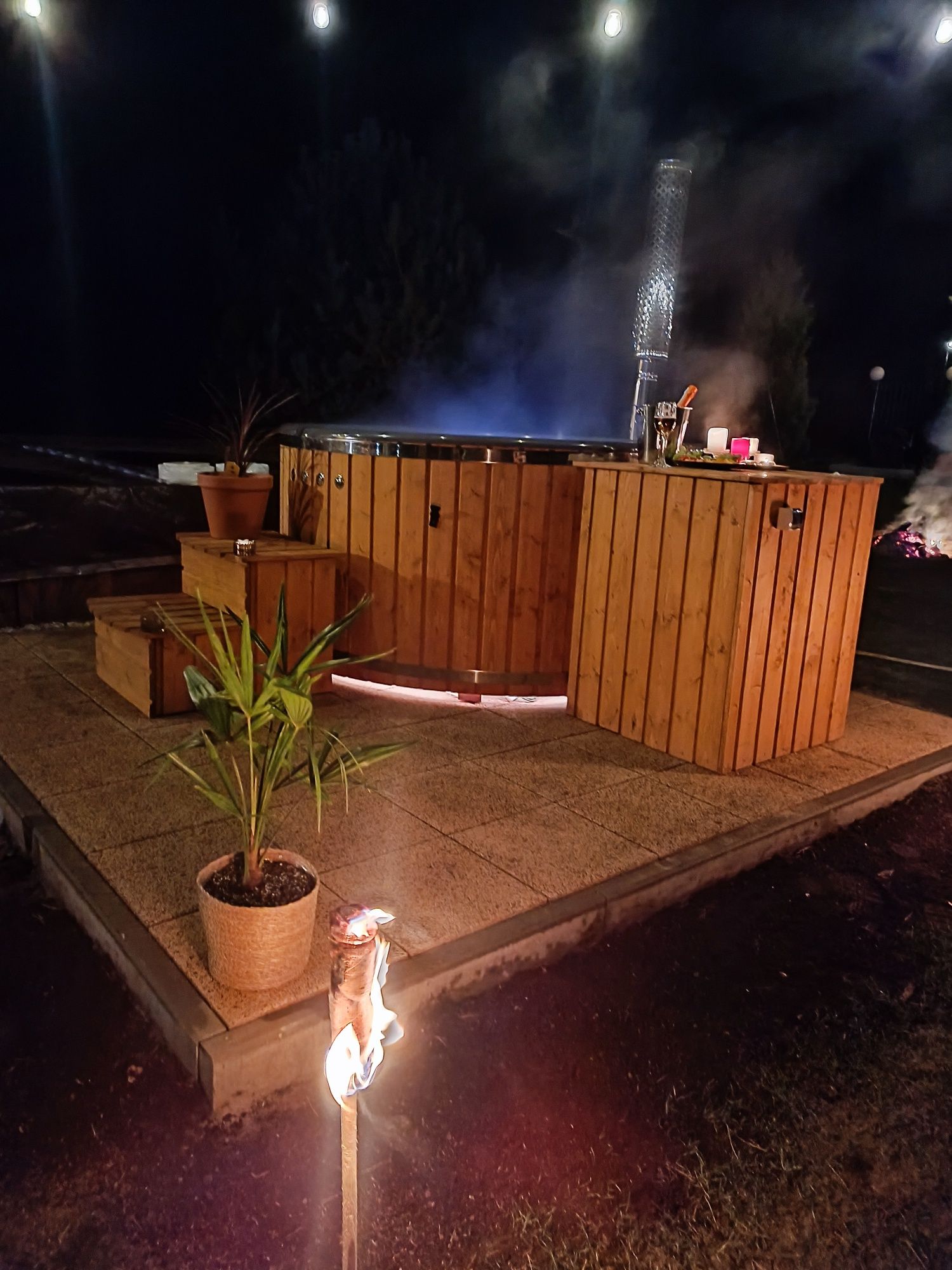 Dom z Jacuzzi zewnętrznym i basenem do wynajęcia w super lokalizacji