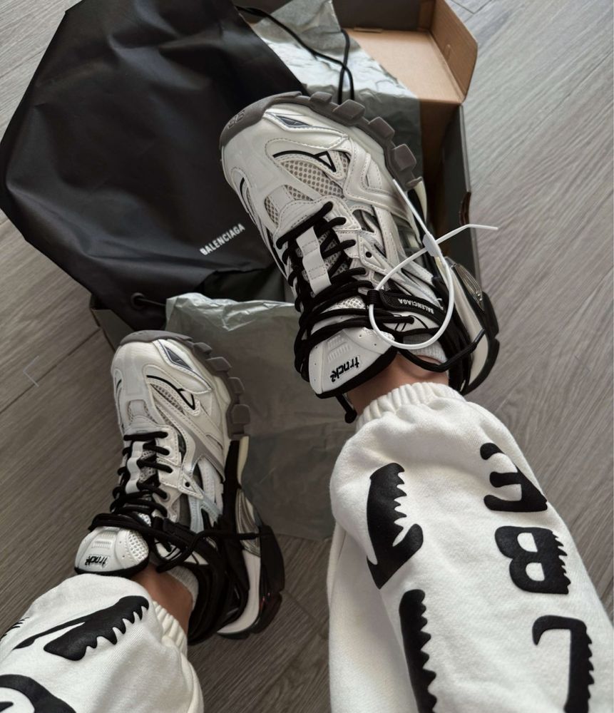 Оригінальні Кросовки Balenciaga Track2