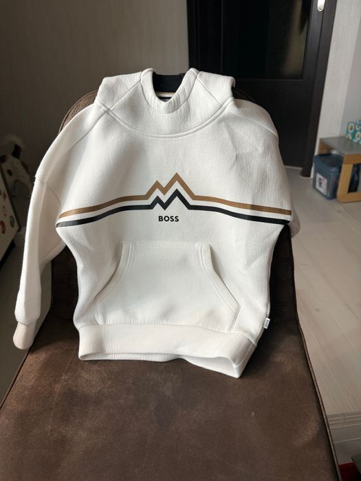 Sprzedam pudło oryginalnych ubrań dla chłopca