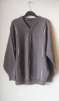 Brązowy sweter oversize, rozmiar M