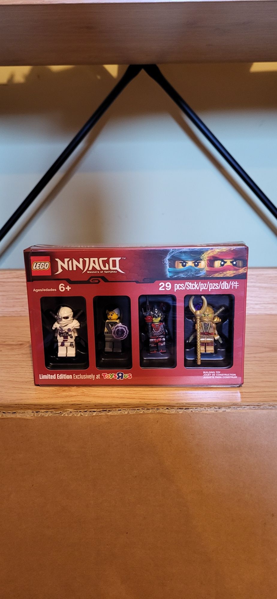 Lego Ninjago Bricktober exclusive zestaw 4 minifigurek nowy unikat