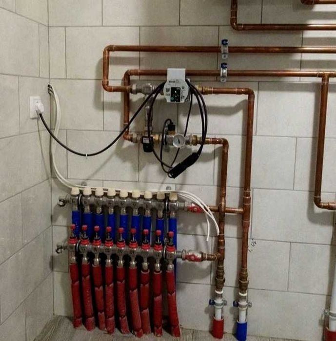 Услуги сантехника • заміна тена в бойлері установка бойлера Сантехнік