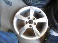 FELGA ALUMINIOWA POJEDYŃCZA AUDI A3 6X16 ET48 8V0071496 5X112
