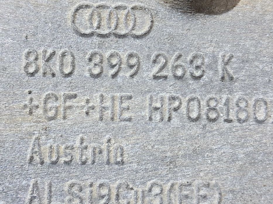 Podpora łapa belka poduszka skrzyni biegów AUDI A4 B8 A5