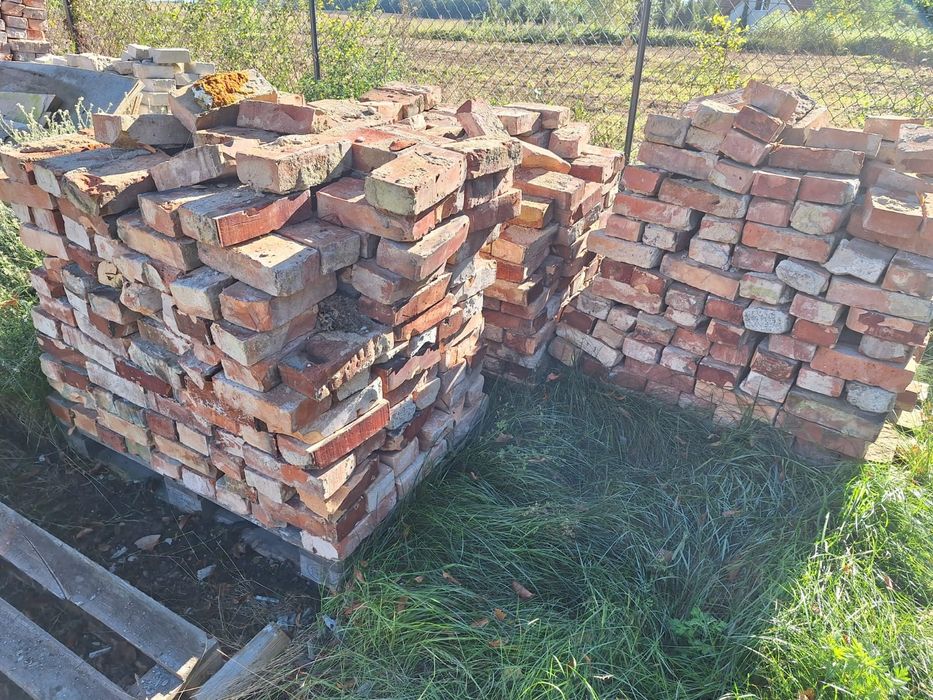 Cegła czerwona z rozbiórki