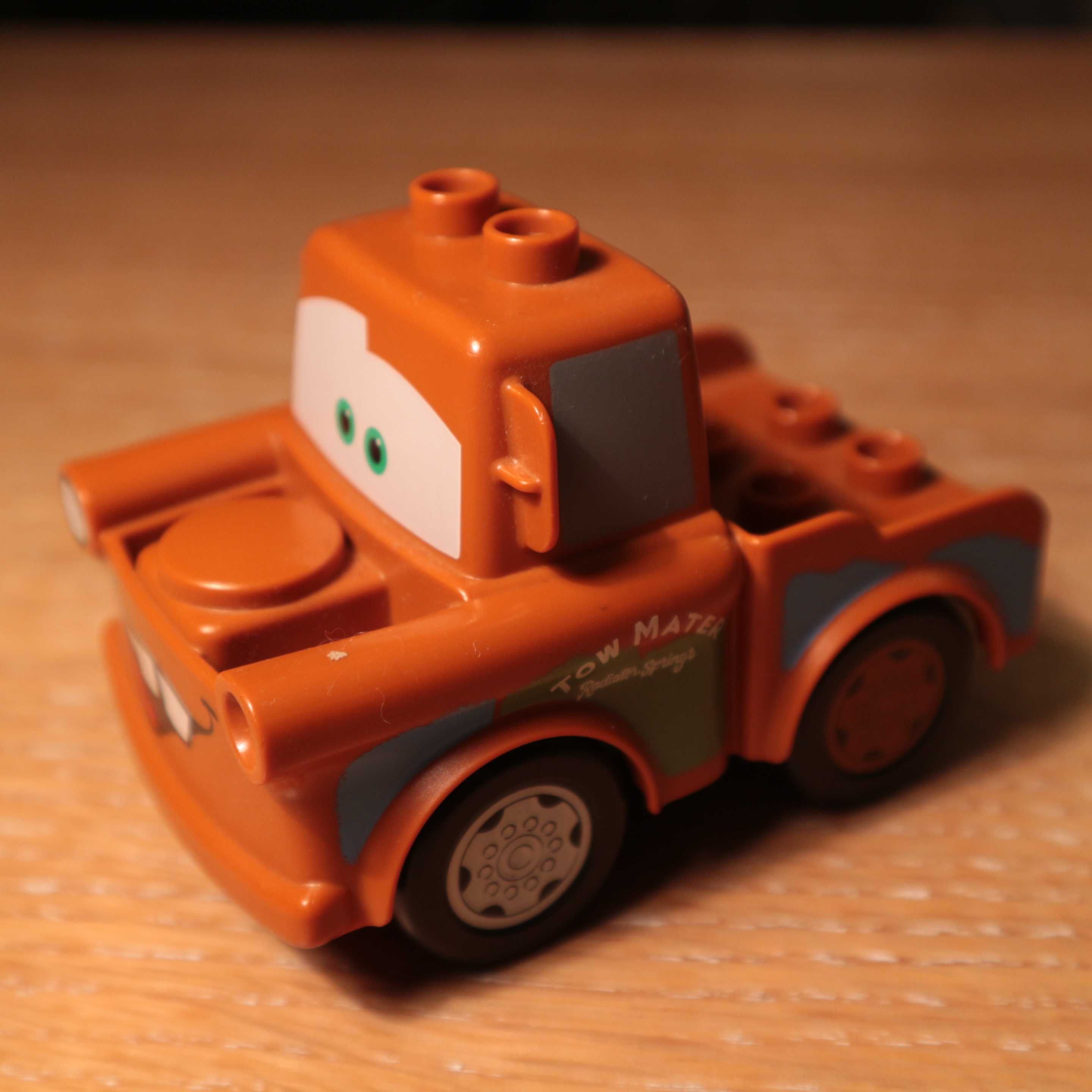 Złomek LEGO DUPLO z filmu Cars Autka
