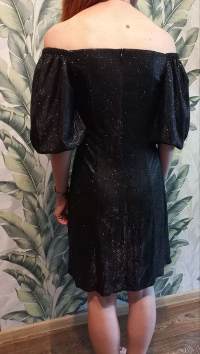 Плаття нарядне блискуче