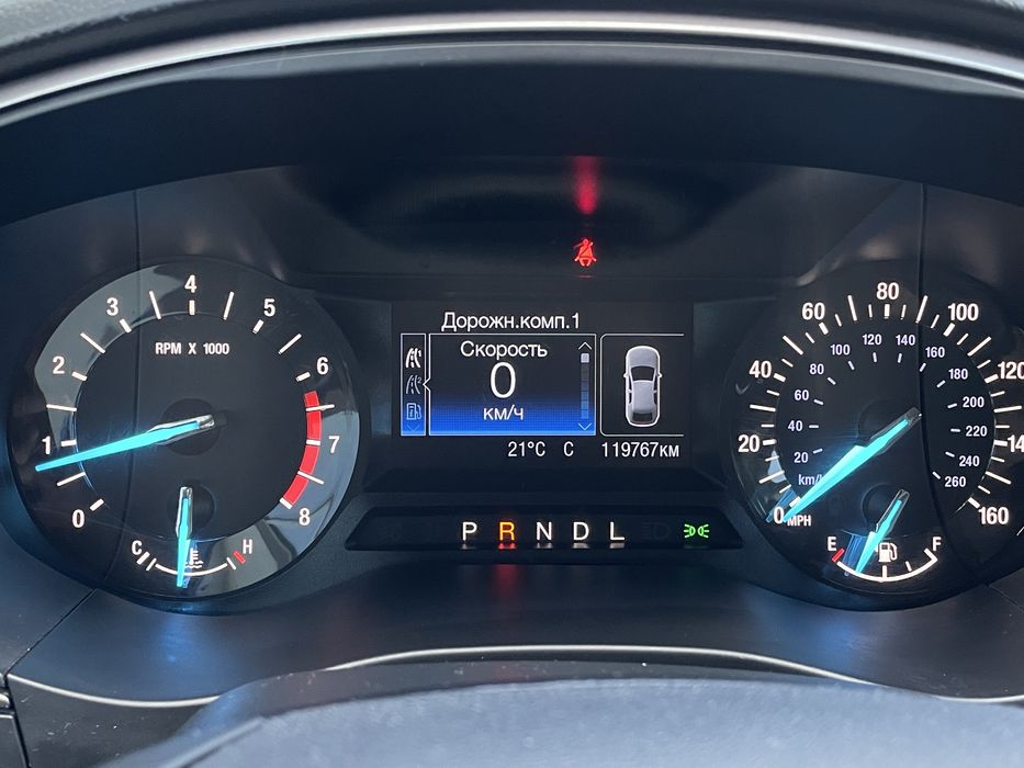 Ford Fusion SE 2017 року випуску