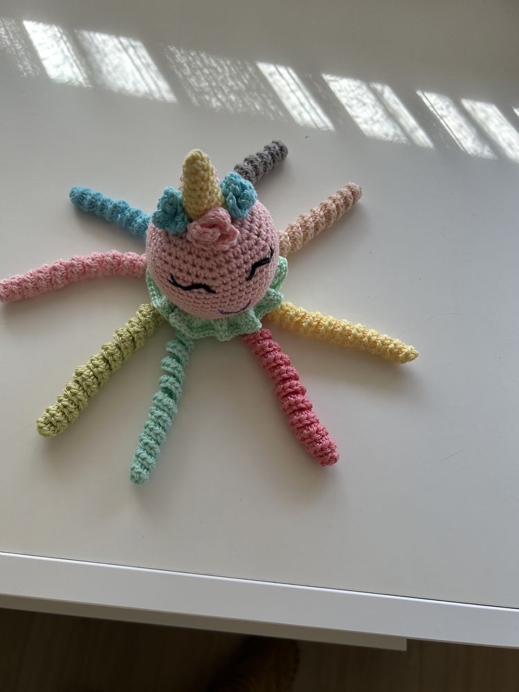 Polvinho unicórnio amigurumis