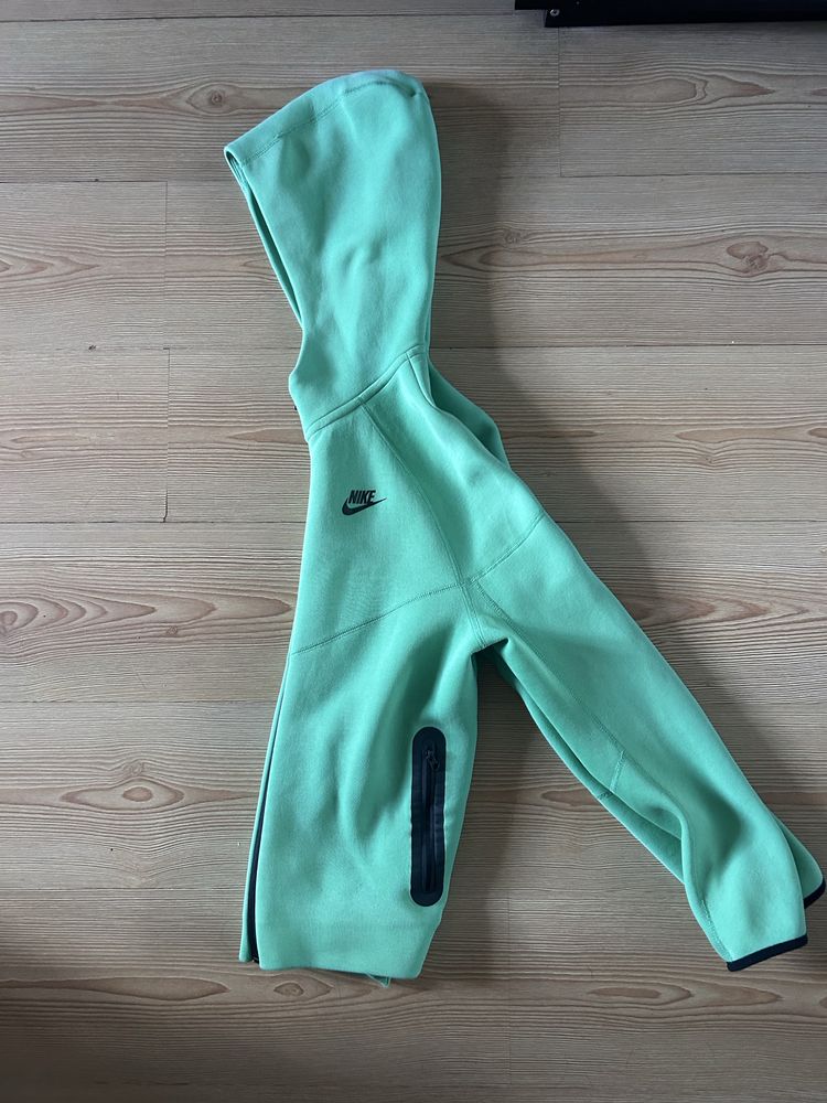 Кофта nike tech fleece