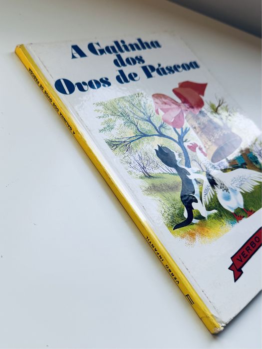 A Galinha dos Ovos de Páscoa  (nº 77) - Anita coleccao