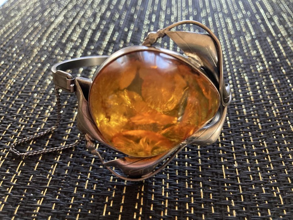 Bransoleta srebrna z bursztynem