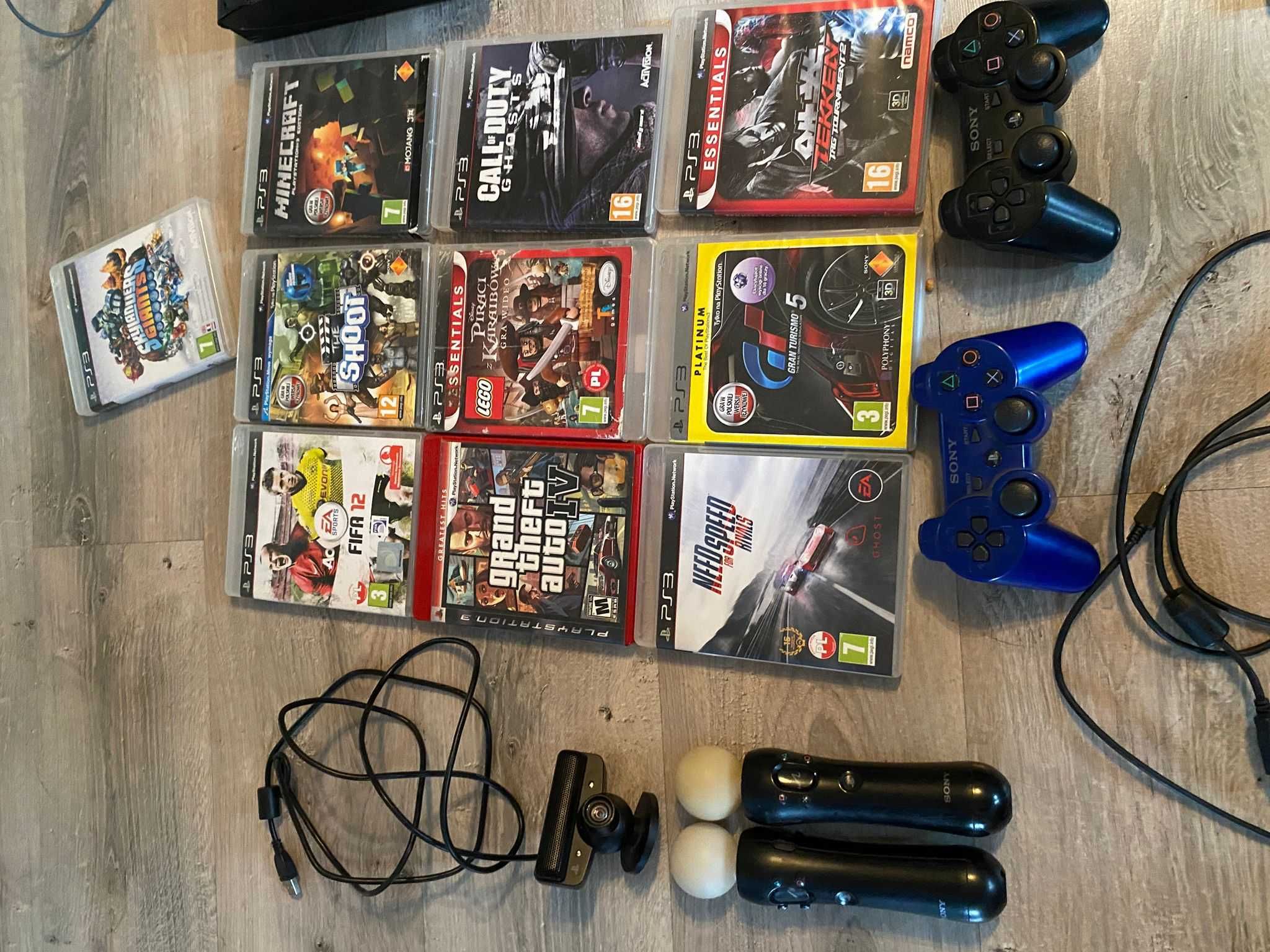 PlayStation 3 plus gry kamerka i akcesoria